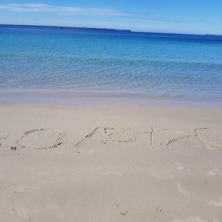 Husky 56 Beachfront Villa'S - Great Location On The Beach Huskisson Buitenkant foto