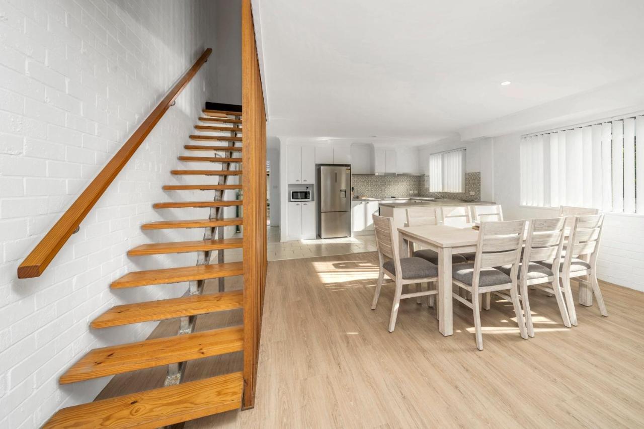 Husky 56 Beachfront Villa'S - Great Location On The Beach Huskisson Buitenkant foto