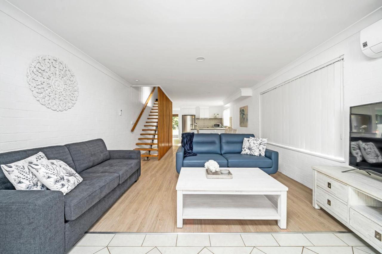 Husky 56 Beachfront Villa'S - Great Location On The Beach Huskisson Buitenkant foto